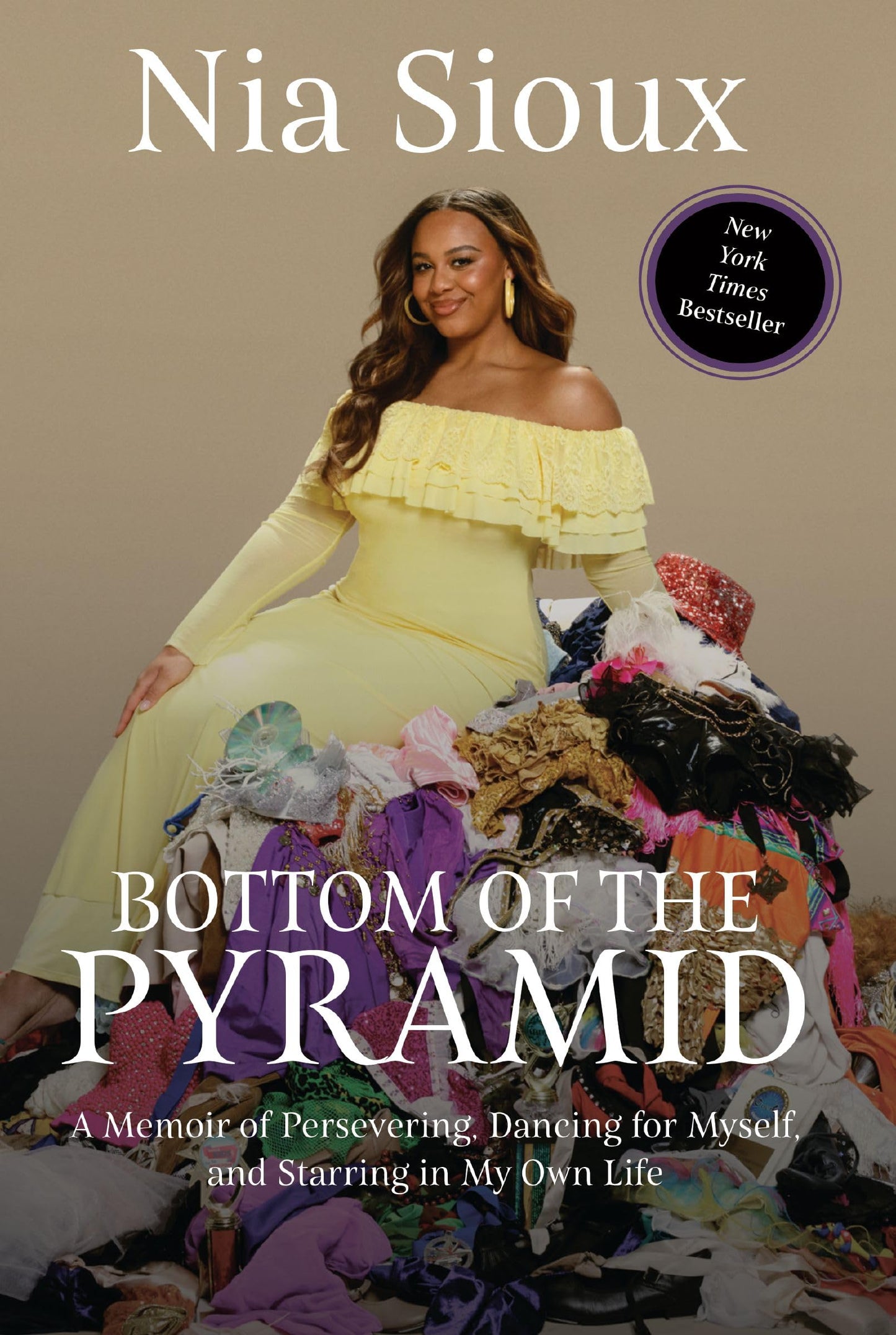 Libro: Bottom of the Pyramid: A Memoir of Persevering, Overcoming, and Dancing for Myself