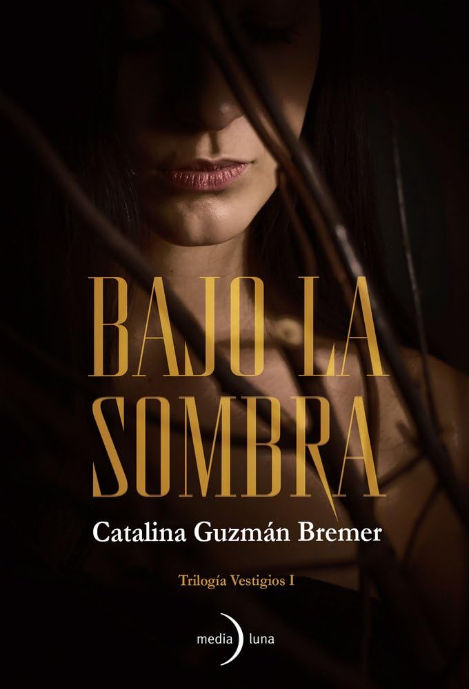 Libro: Bajo la sombra