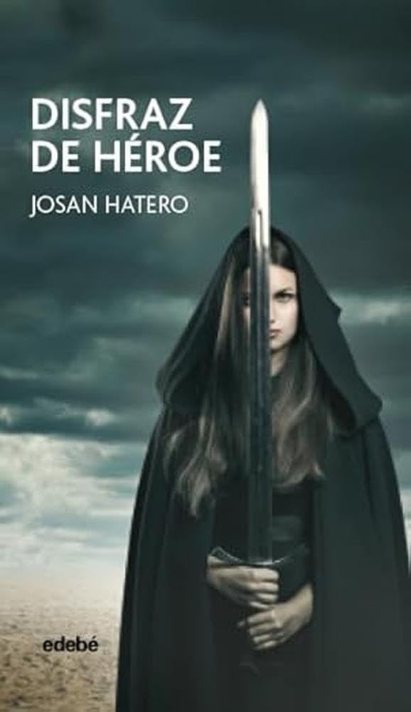 Libro: Disfraz de héroe: 40 (PERISCOPIO)