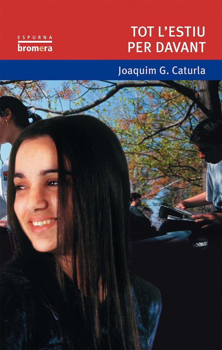 Libro: Tot l'estiu per davant