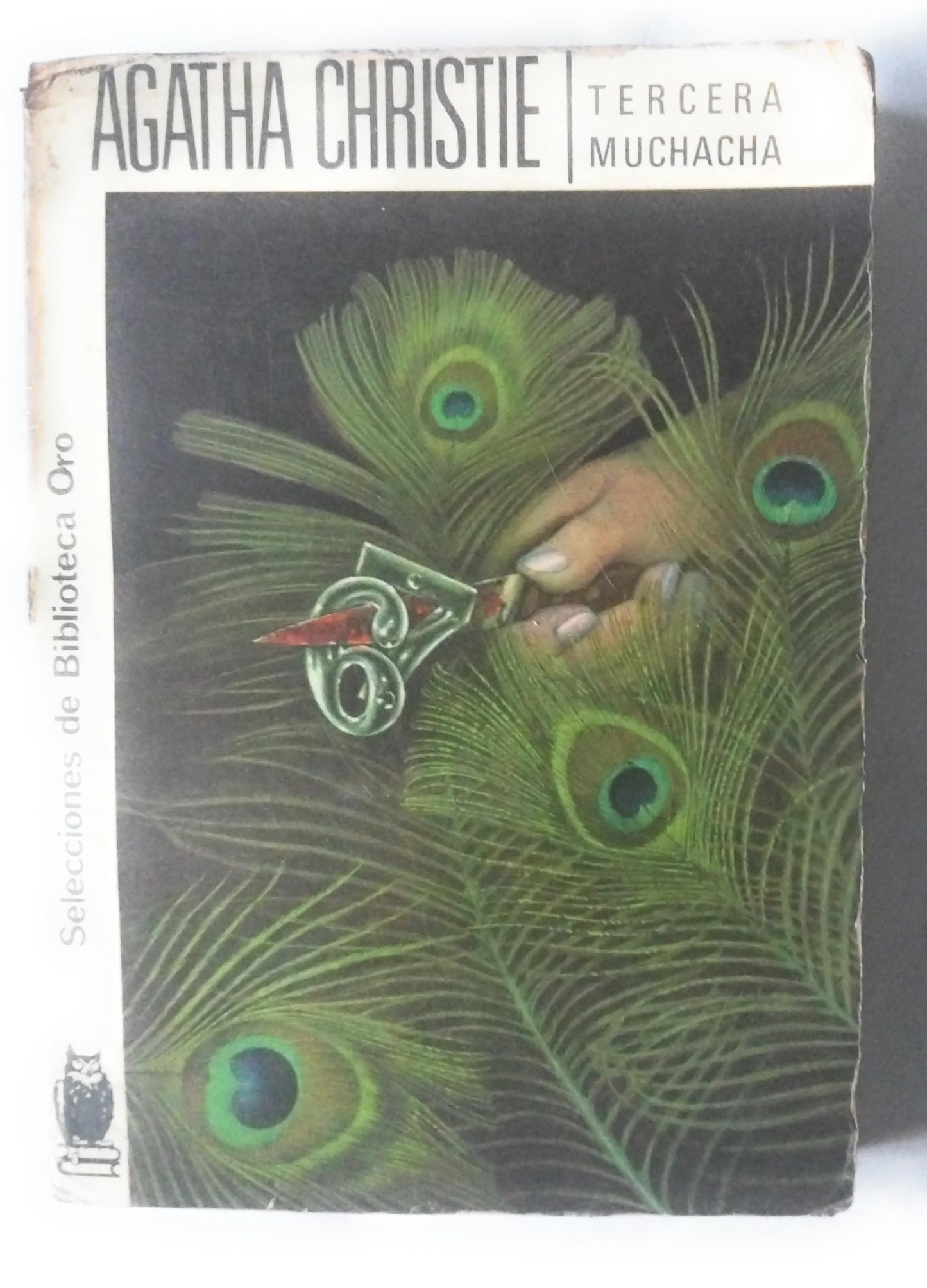Libro: Tercera muchacha