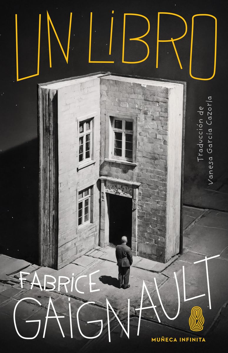 Libro: Un libro (MUÑECA INFINITA)