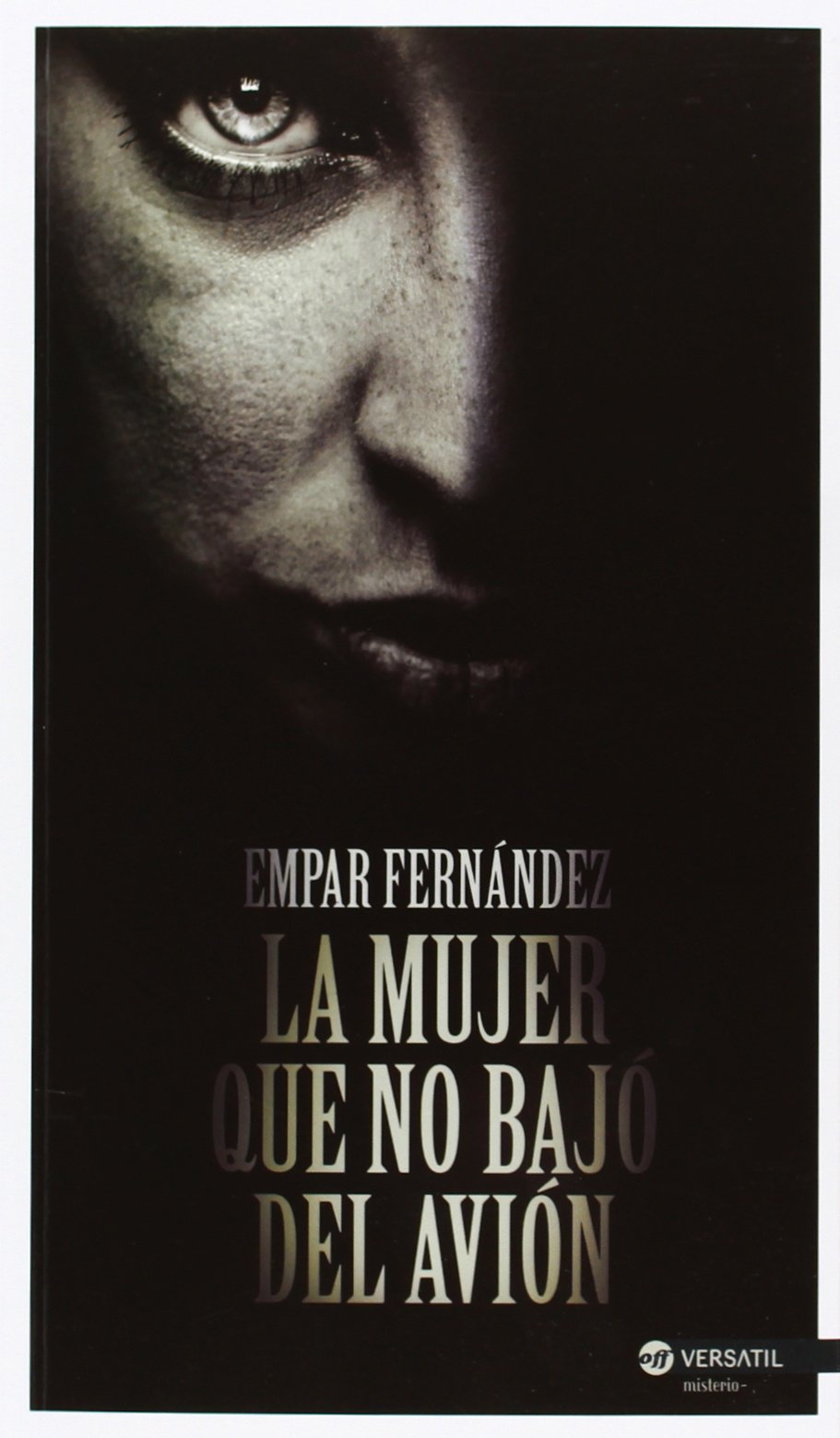 Libro: La mujer que no bajo del avión