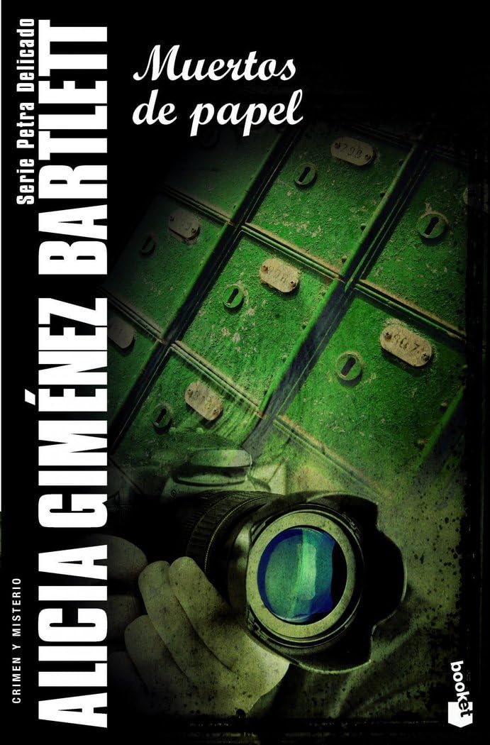 Libro: Muertos de papel: Serie Petra Delicado: 4 (Crimen y misterio)