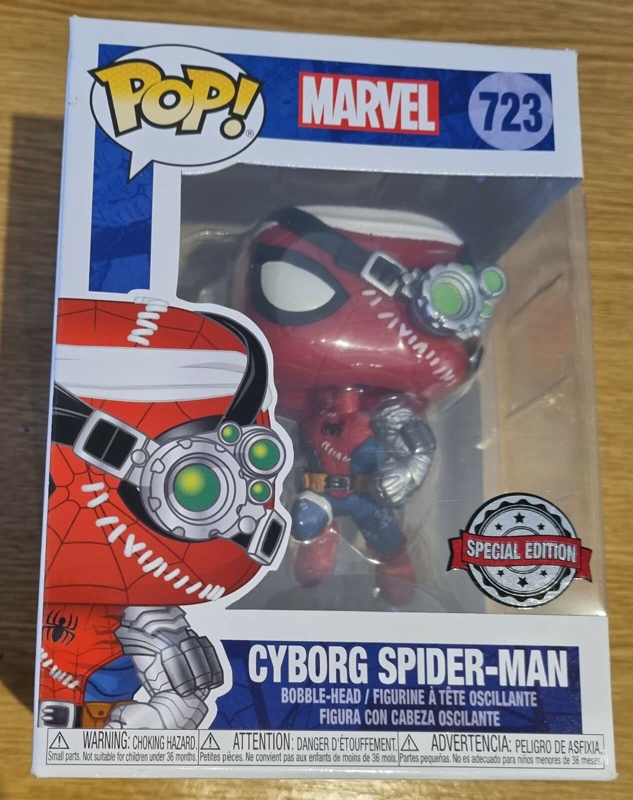 Funko Pop! Marvel Exclusivo Spider-Man – Cyborg Spider-Man #723 w/ Free Acrylic Case