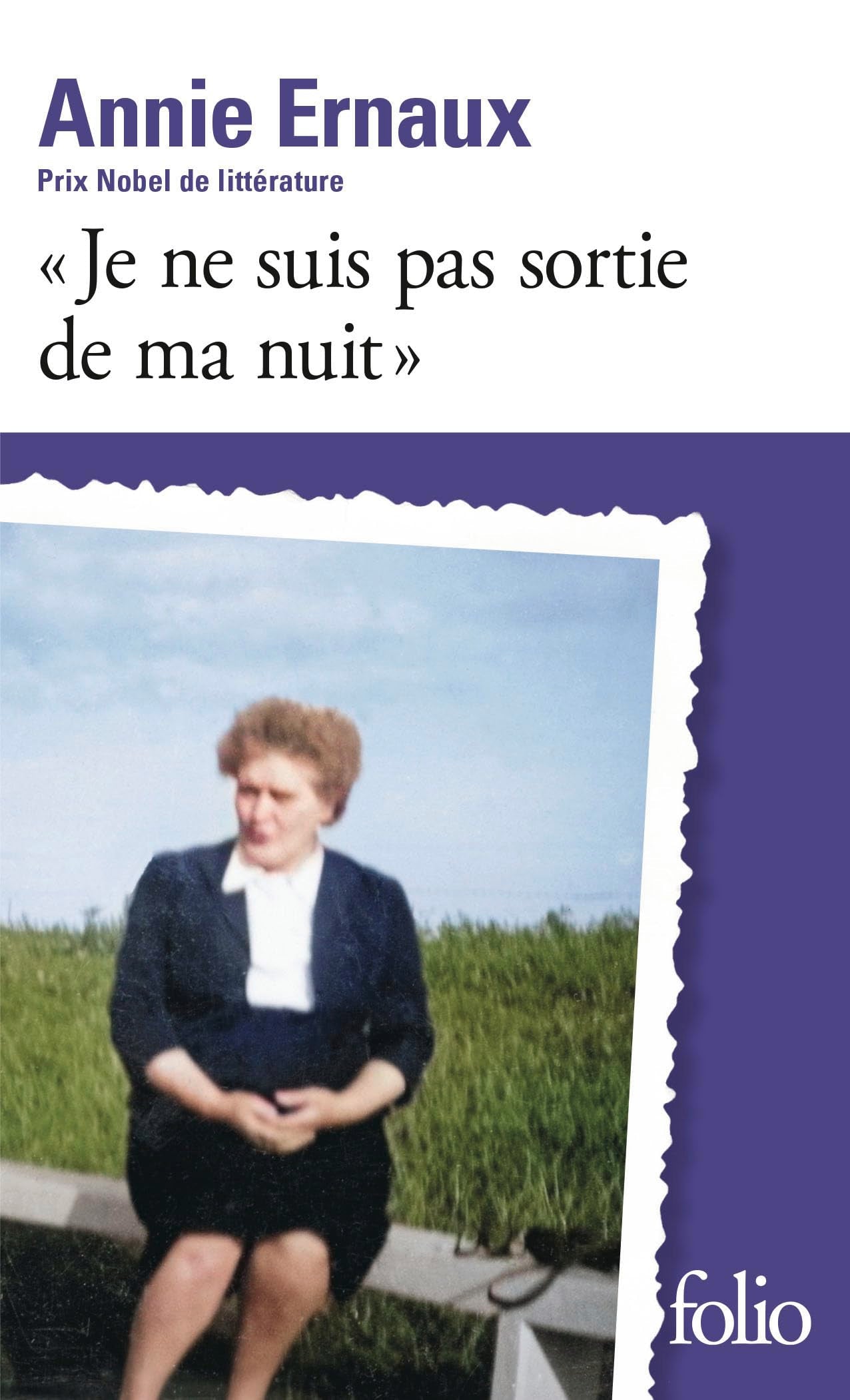 Libro: "Je ne suis pas sortie de ma nuit"