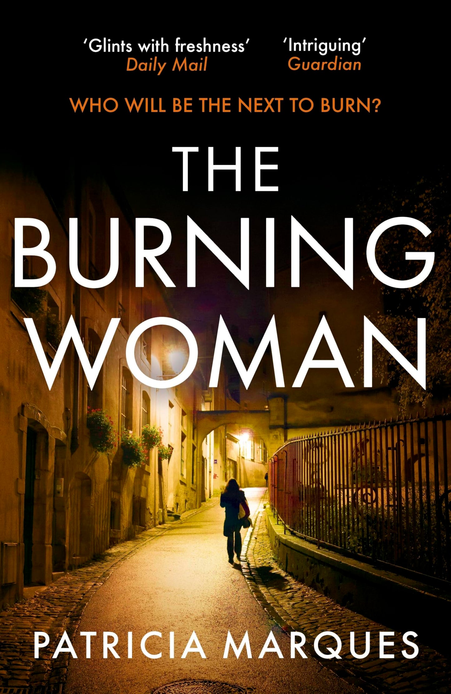 Libro: The Burning Woman (Inspector Reis)