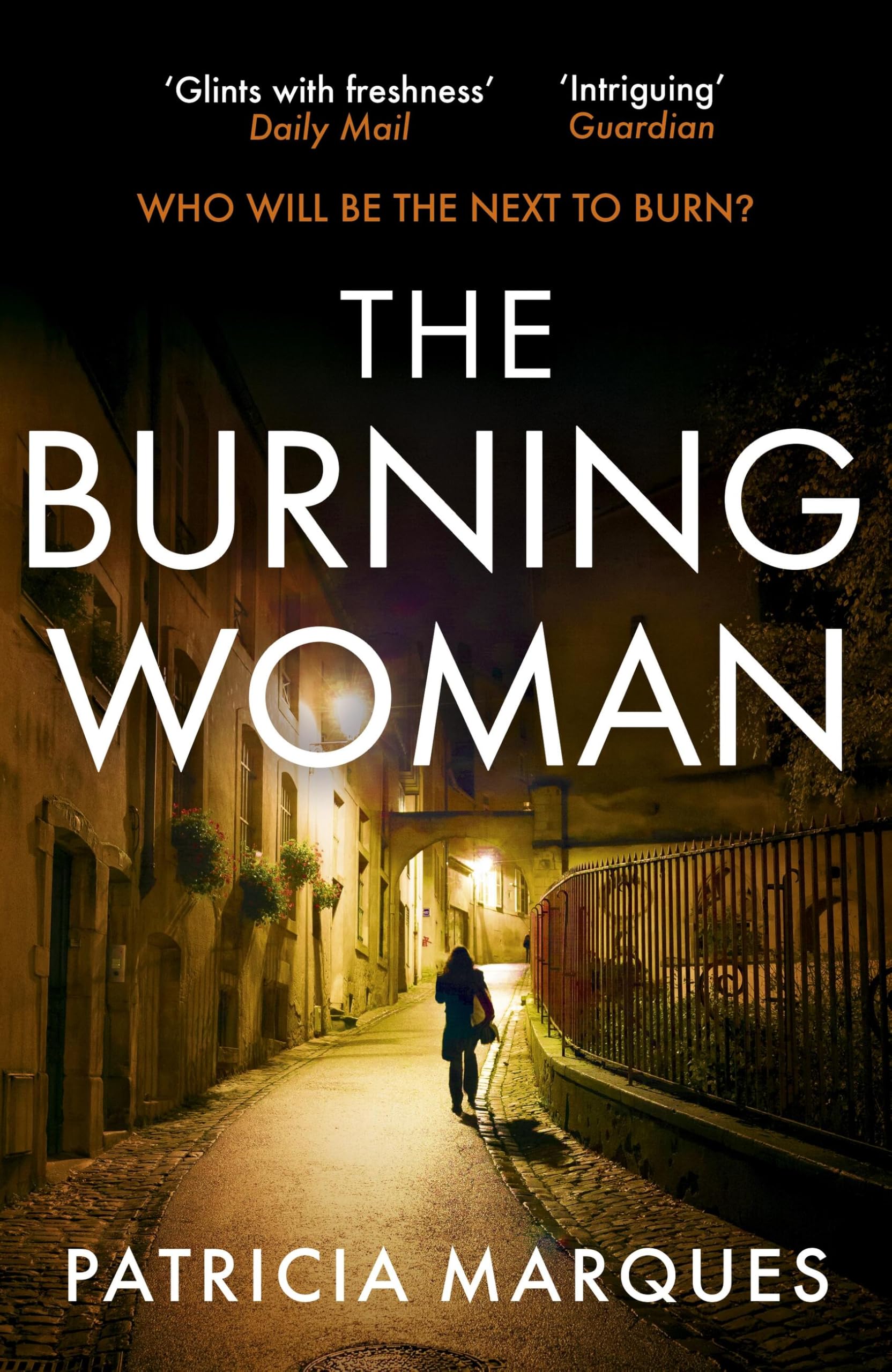 Libro: The Burning Woman (Inspector Reis)