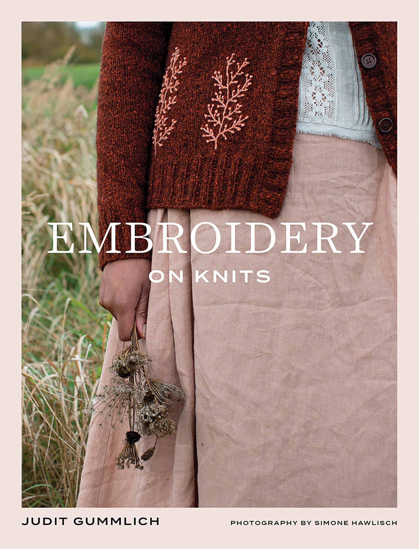 Libro: Embroidery on Knits: 18 Nature-Inspired Templates for Stitching on Wool