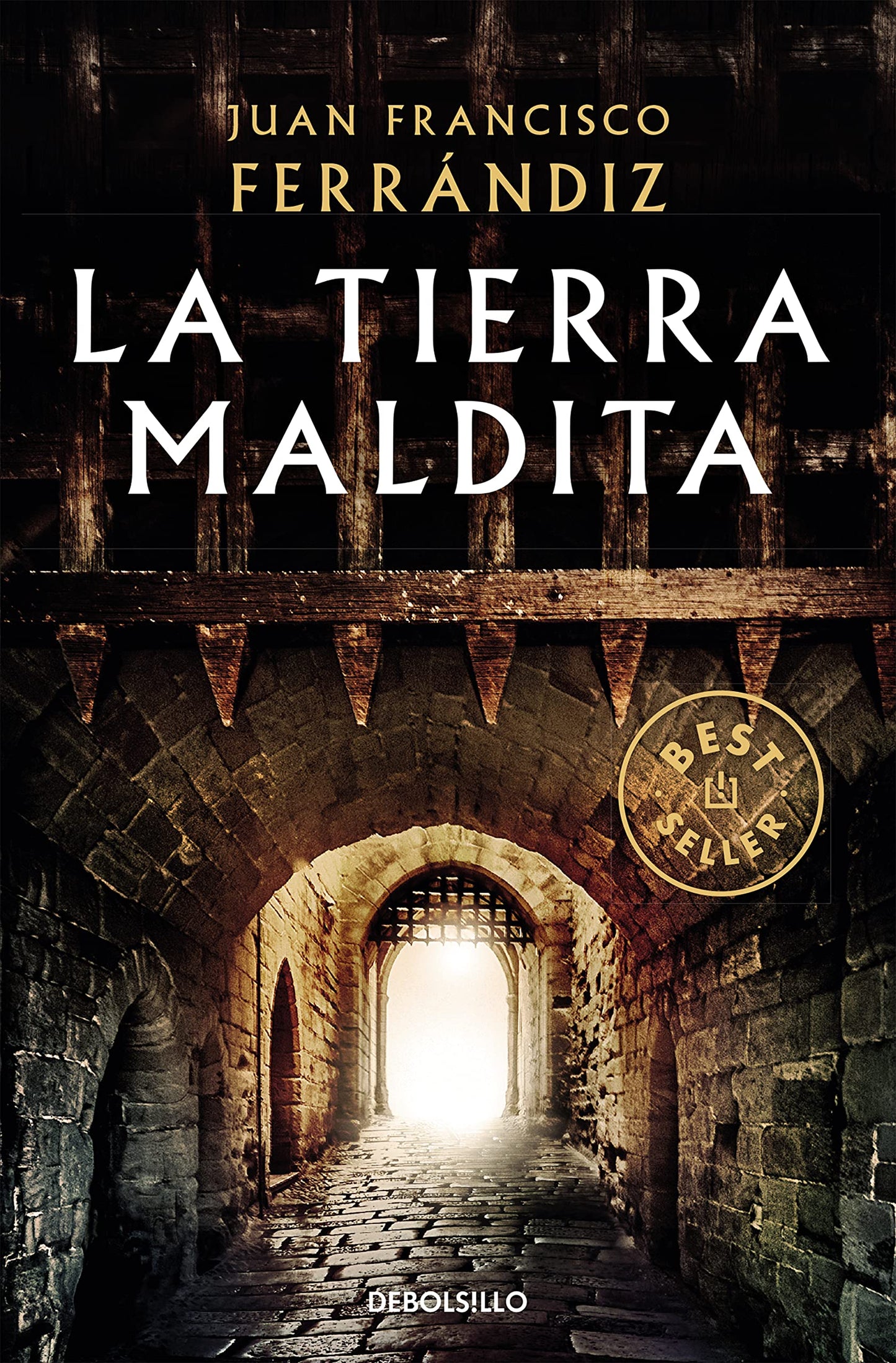 Libro: La tierra maldita (Best Seller)
